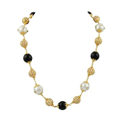 Ocean White Shell Pearl And Black Agate Necklace