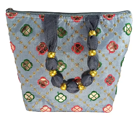 Trendy Sequins Silk Embroidery with Golden Handle Handbag(Grey)